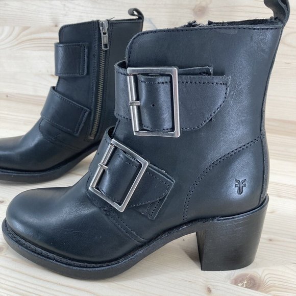 Frye Sabrina Double Buckle Black Leather Zipper Stacked Heels Mid Calf Boot 6M - Picture 2 of 16